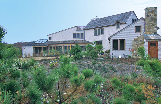 Cape Cod House contemporary-fasad