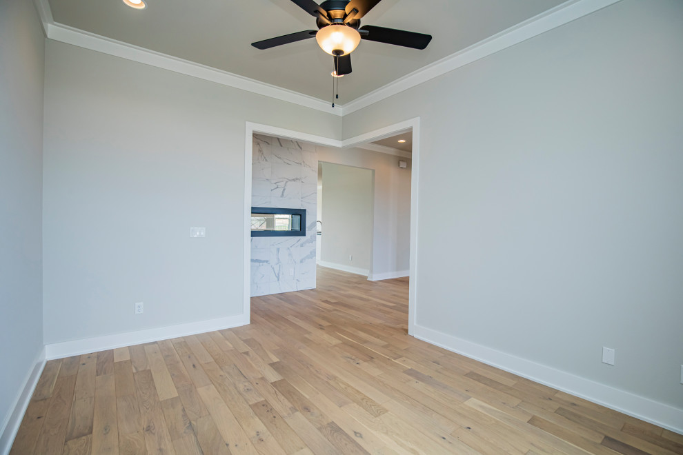 Home design - transitional home design idea