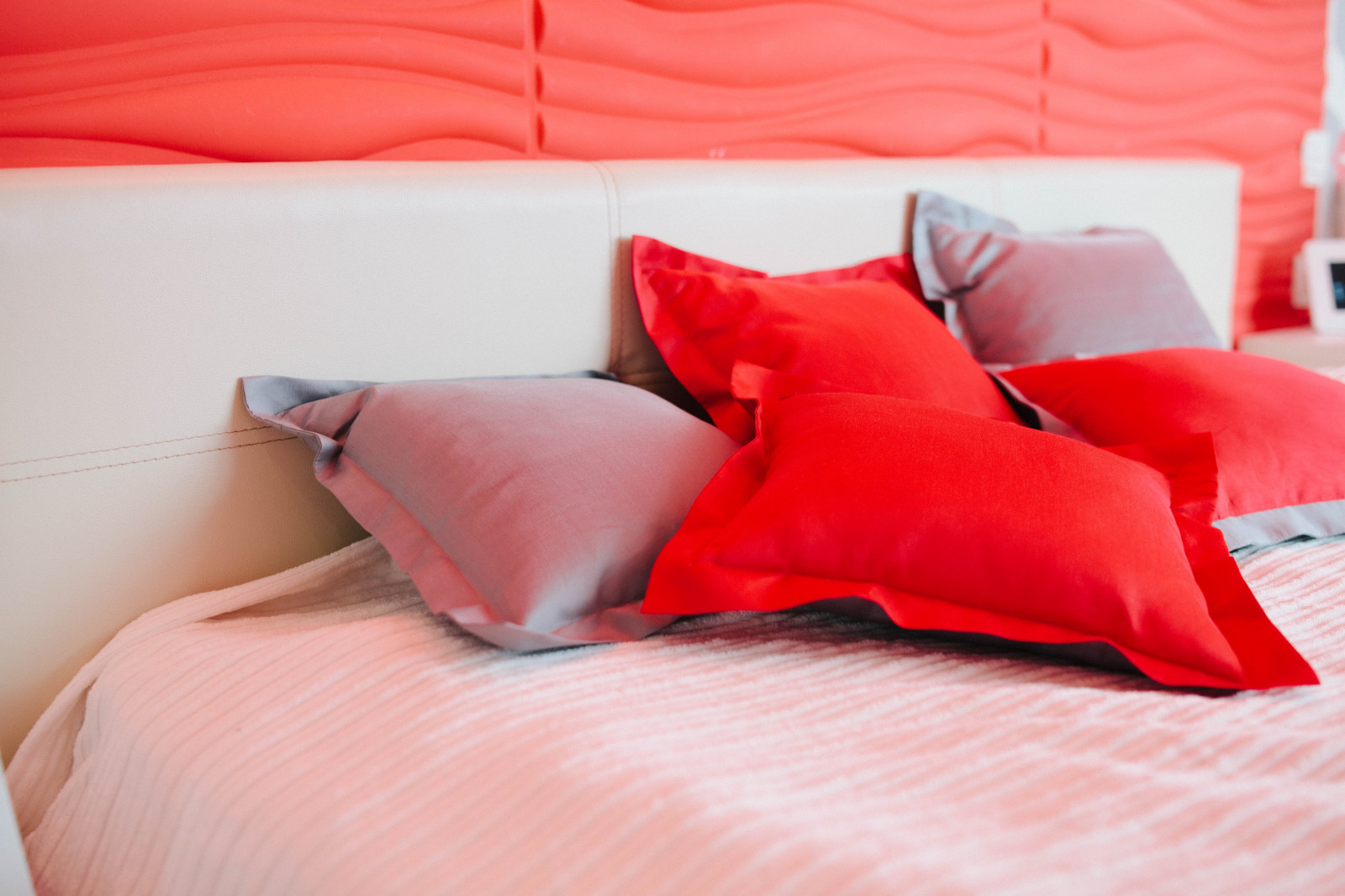 Яркий модернизм