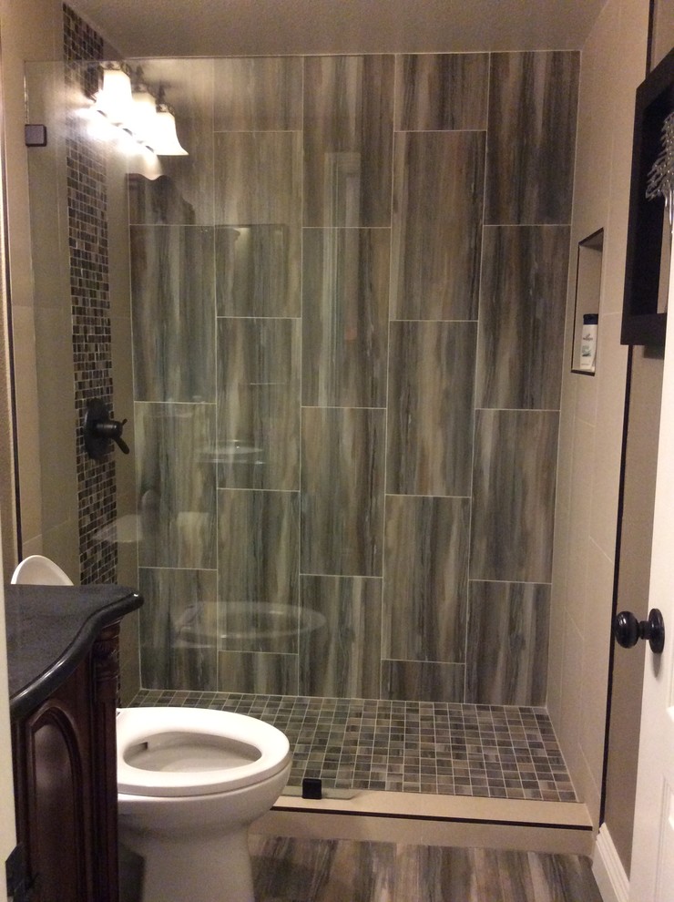 Example of a transitional home design design in Orange County