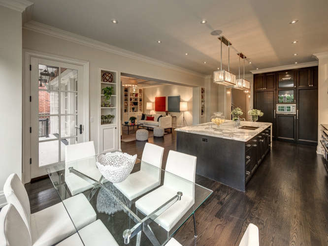 Inspiration for a transitional kitchen remodel in Toronto