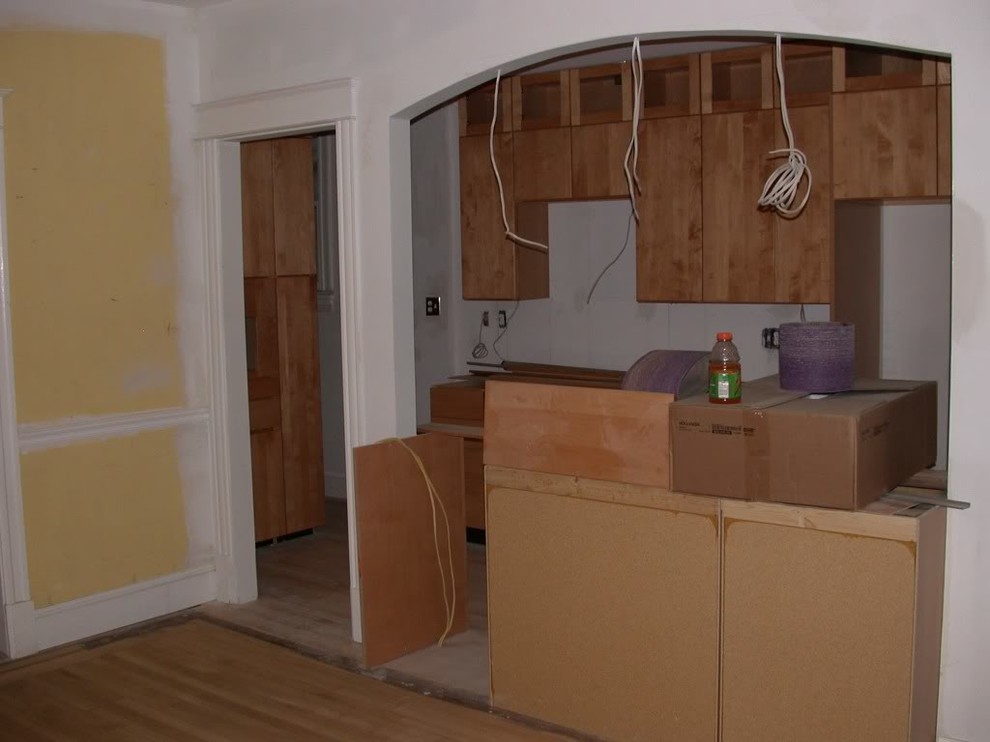 Backsplash or no backsplash?