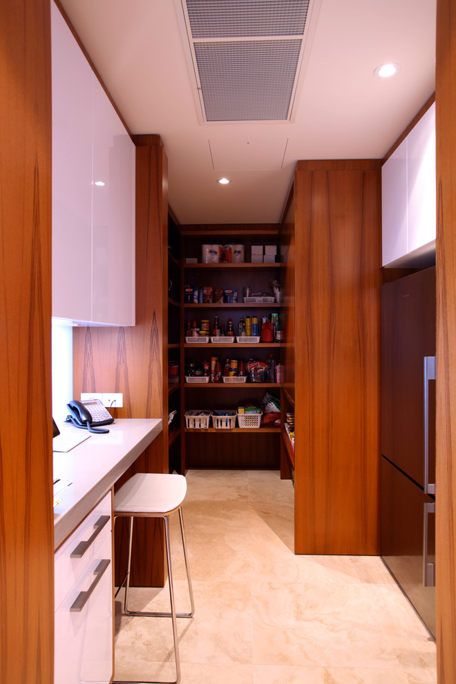 Midcentury u-shaped kitchen pantry in Perth with an undermount sink, shaker cabinets, medium wood cabinets, white splashback and glass sheet splashback.
