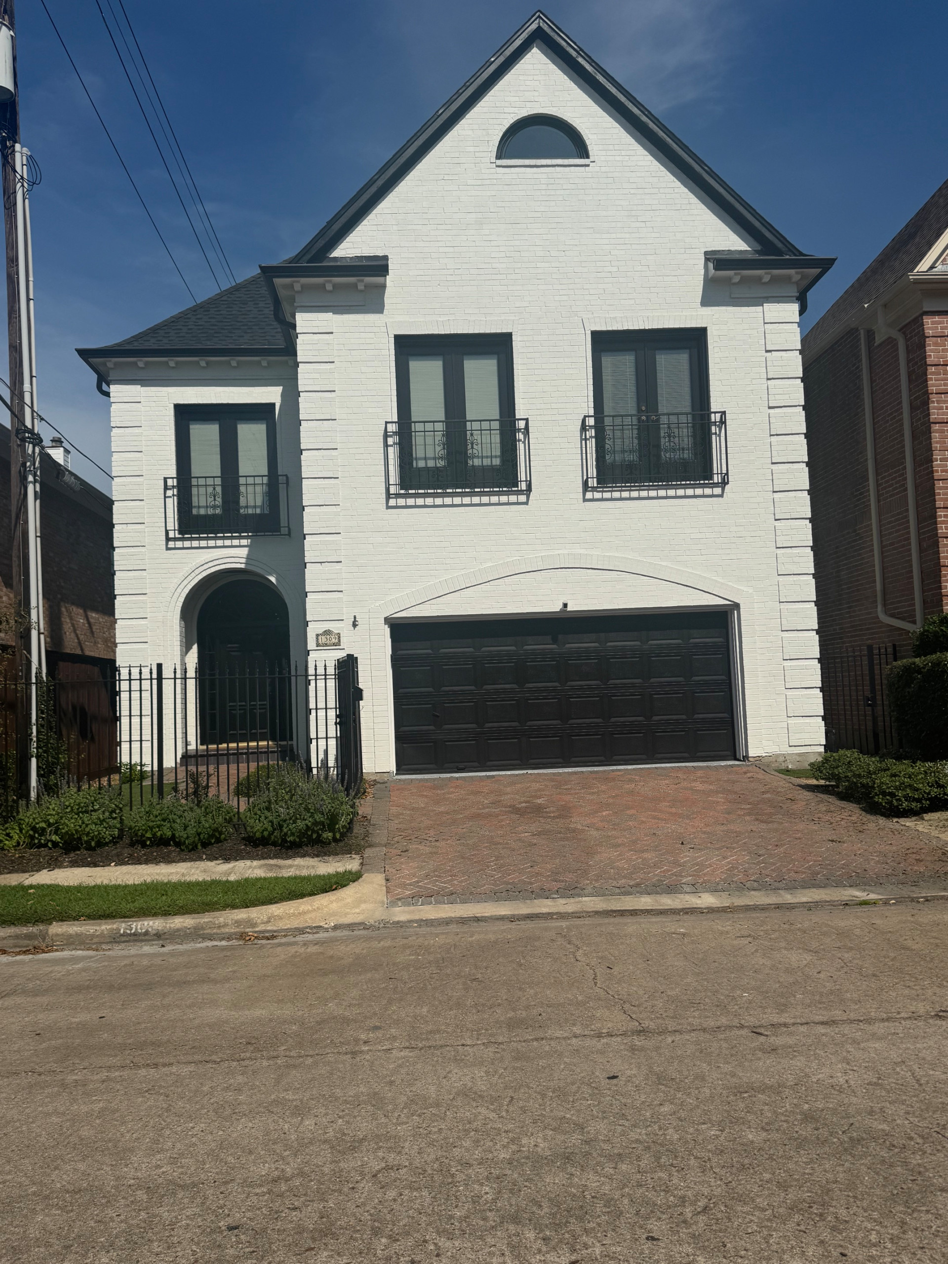 Designers own Galleria Area home