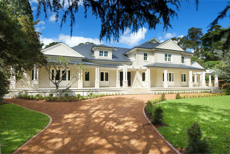 This is an example of a contemporary exterior in Sydney.