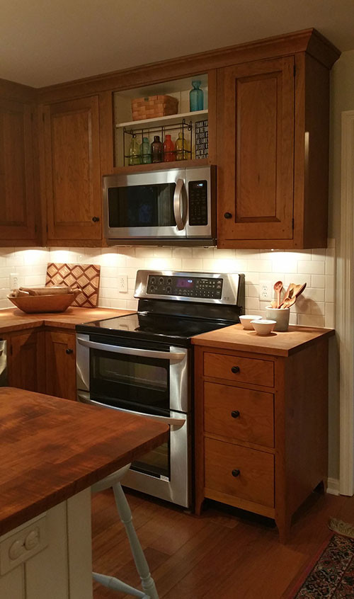 Elegant home design photo in Cincinnati
