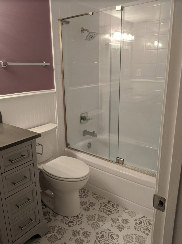 Greenville Feminine Bathroom and Kitchen