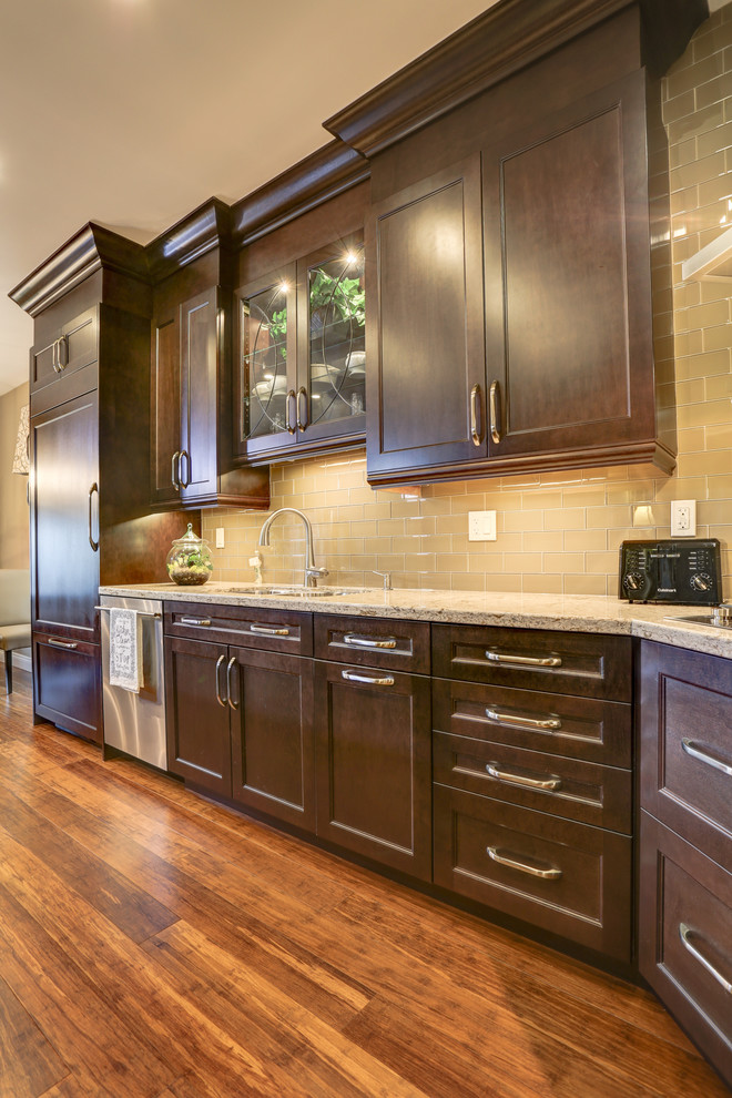 Inspiration for a transitional kitchen remodel in Toronto