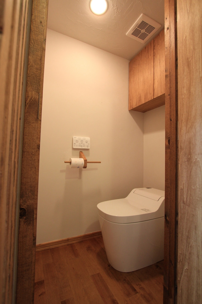 札幌にあるおしゃれなトイレ・洗面所の写真