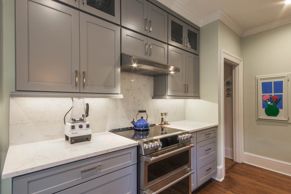 Kitchen - transitional kitchen idea