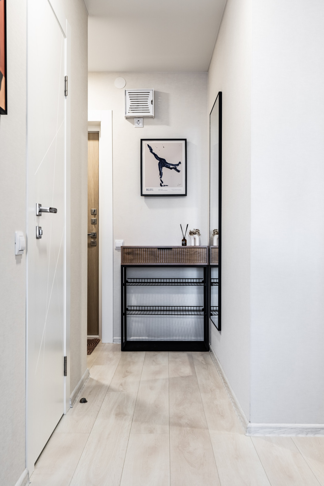 Усть-Луга, 2х комнатная квартира для проживания специалистов, комплектация