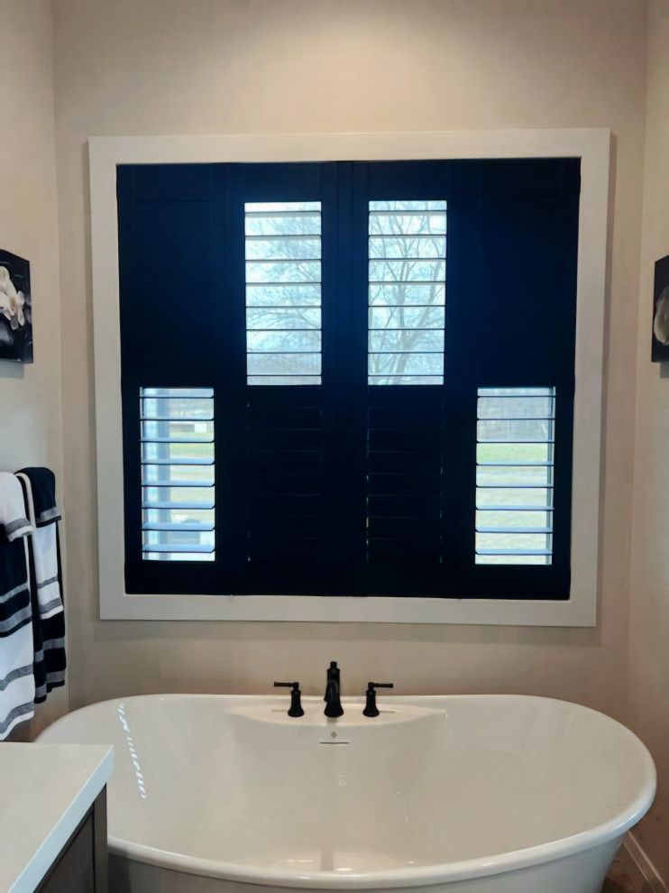 BLACK PLANTATION SHUTTERS - BLACK WINDOWS - FARMHOUSE