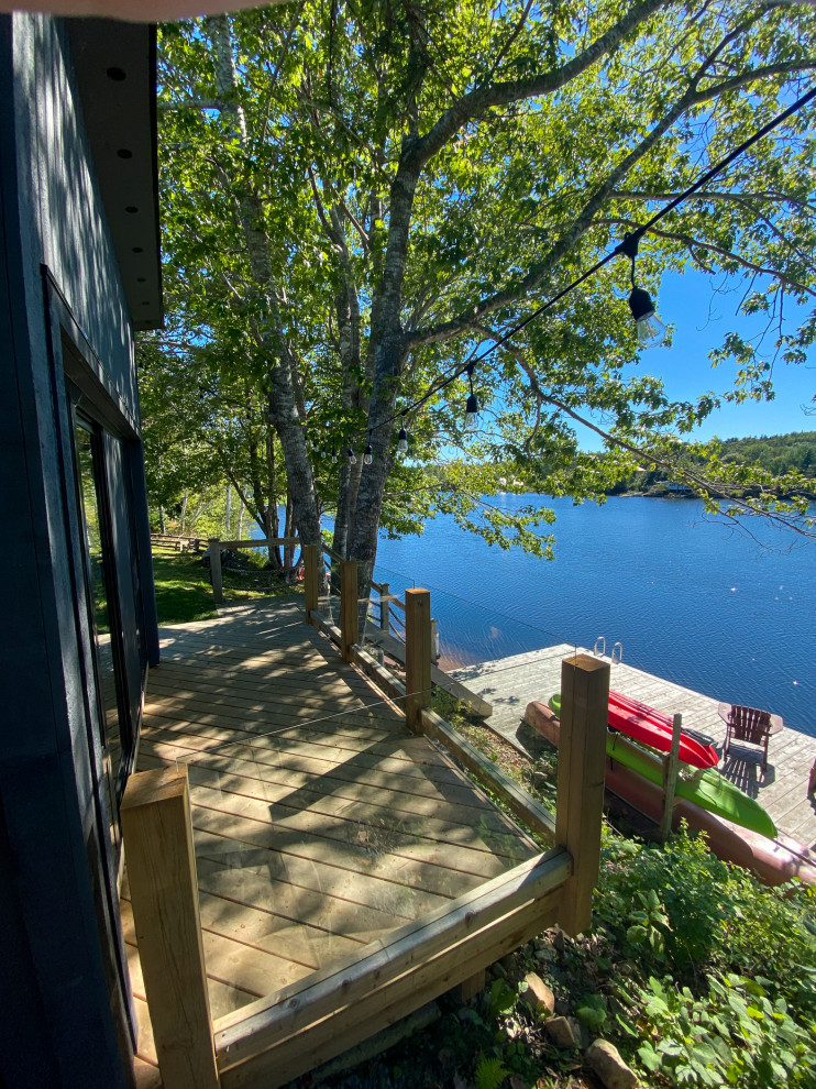 Boathouse + ScreenedRoom Lakeside Mineville, Nova Scotia Deck