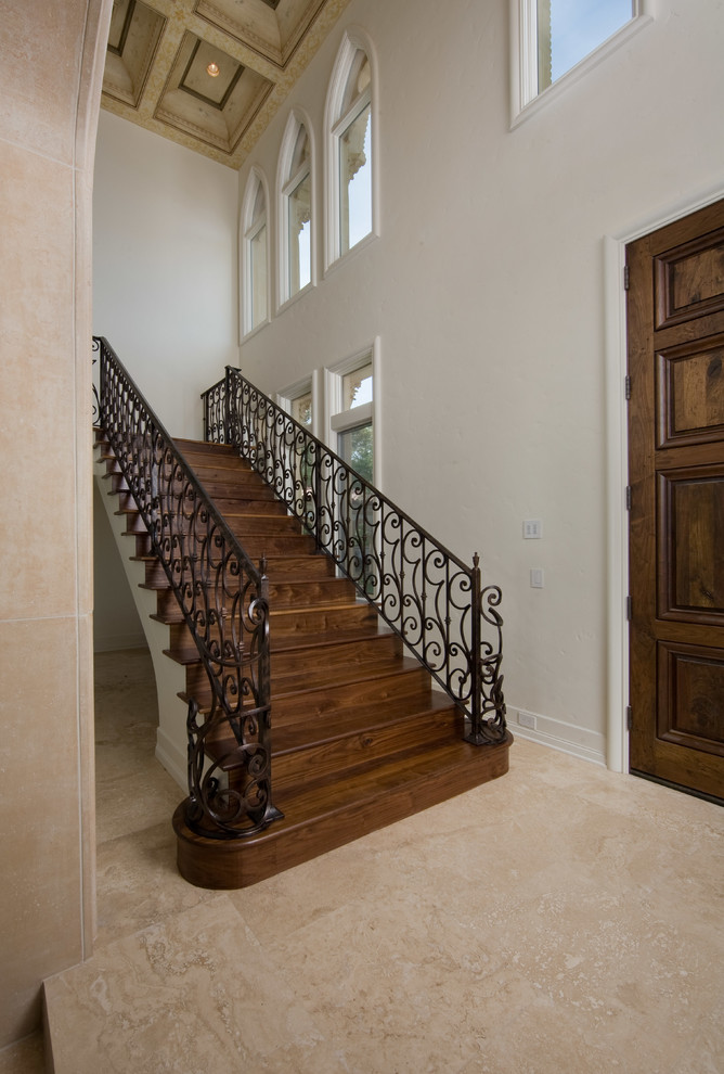 Tuscan staircase photo in Orlando