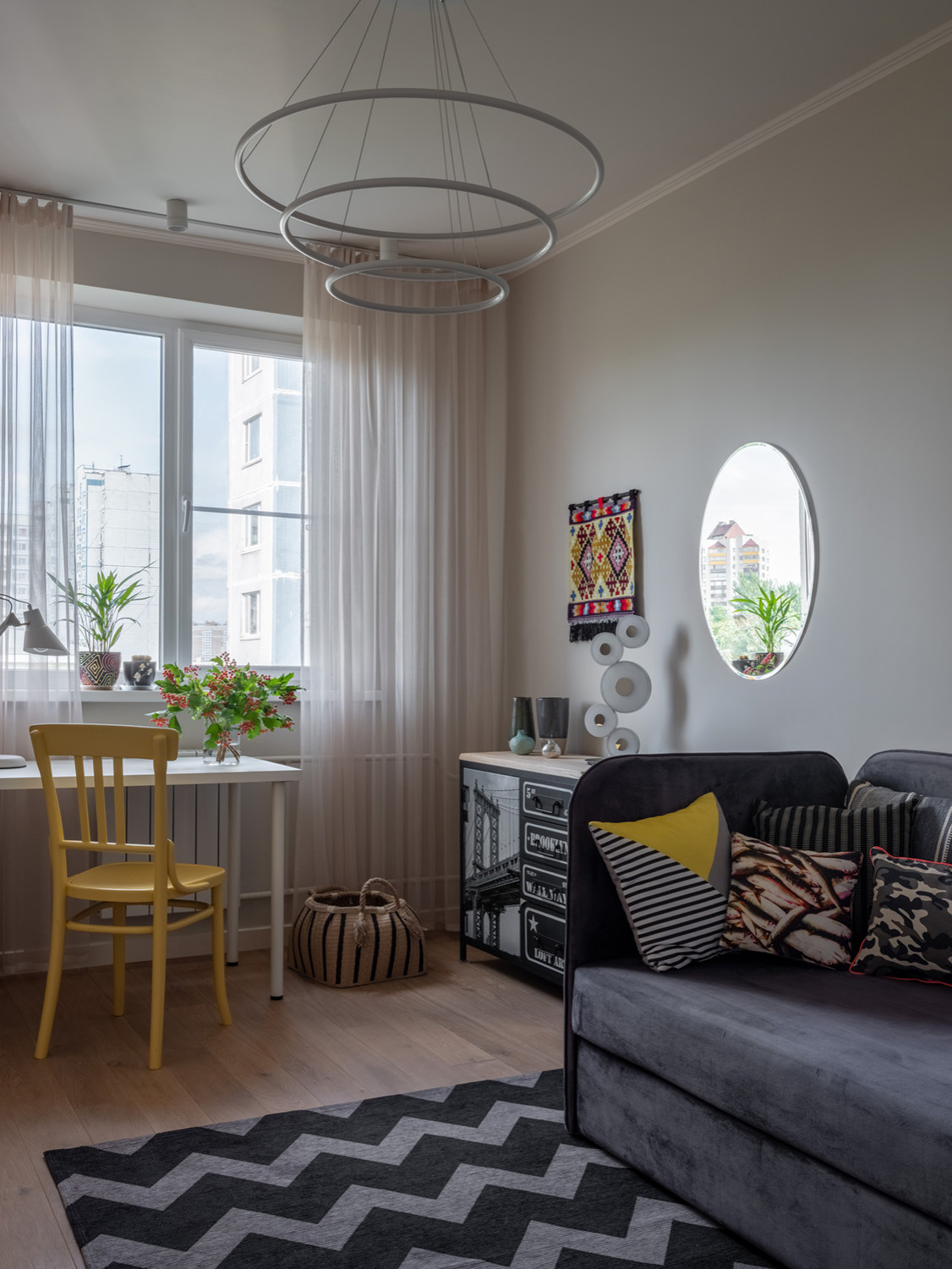 Творческая квартира (3 комнатная квартира в Москве)