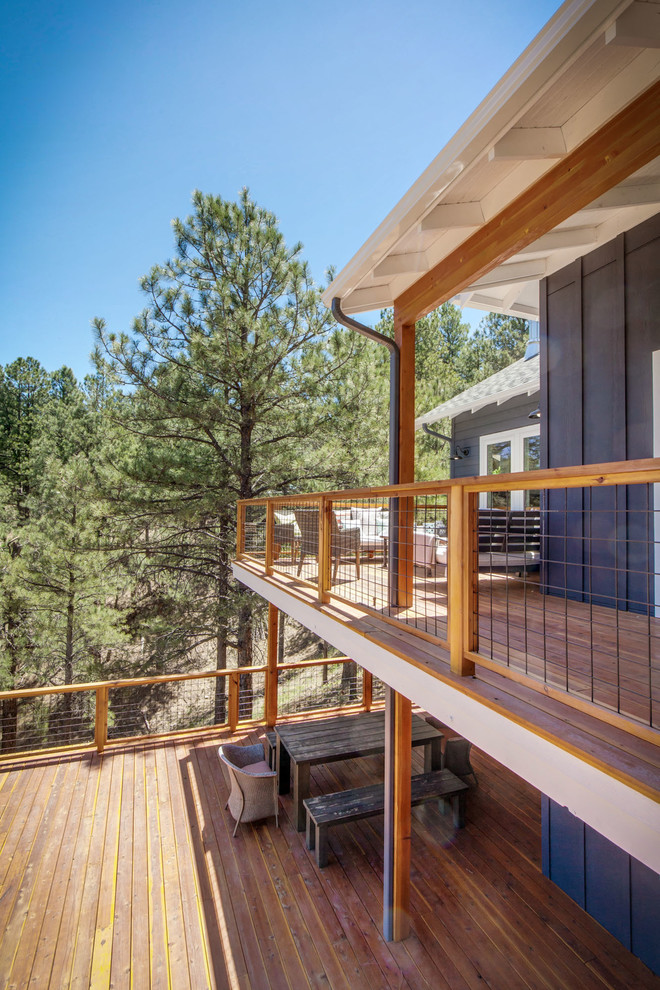 Example of a transitional deck design in Phoenix