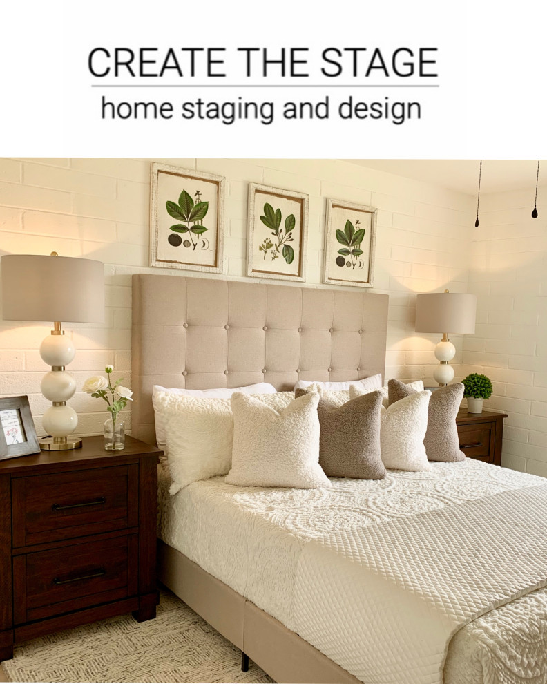 Inspiration for a transitional home design remodel in Phoenix