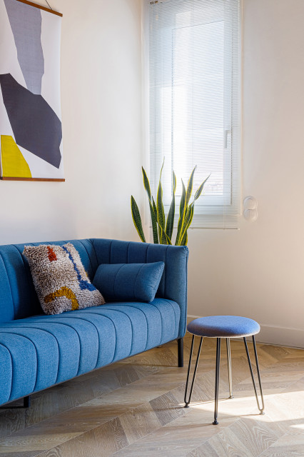 iindigo contemporary-living-room