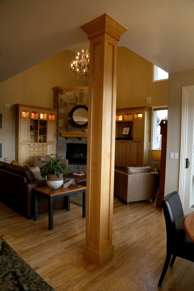 Example of a transitional kitchen design in Denver