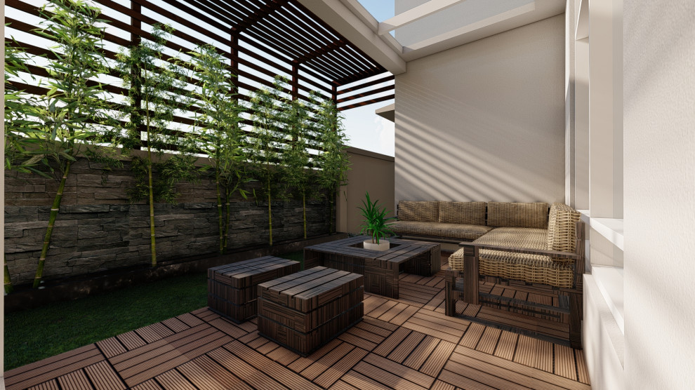 Inspiration for a contemporary deck in Hyderabad.