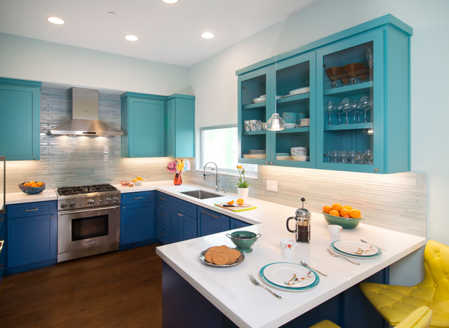 Blue and Aqua Cabinets Make a Splash in a Colorful Kitchen