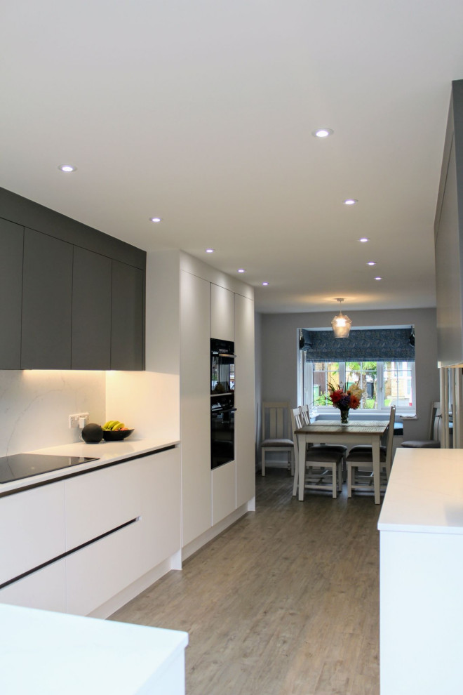 The Oadby Kitchen - Volpi True Handleless