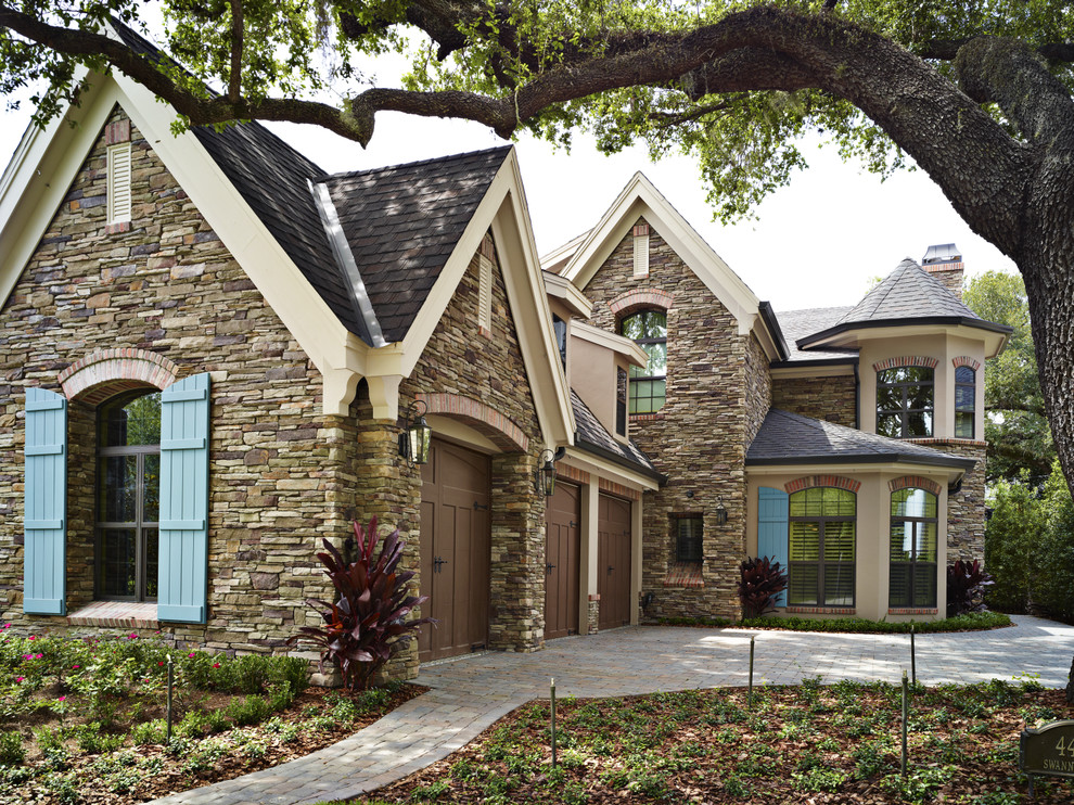 Transitional exterior in Tampa.