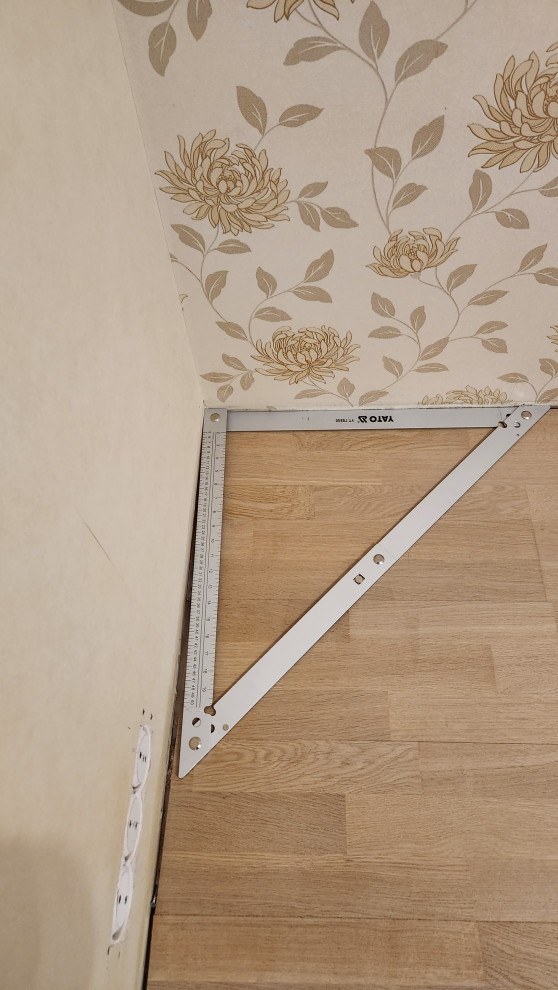 Гардероб в прихожей