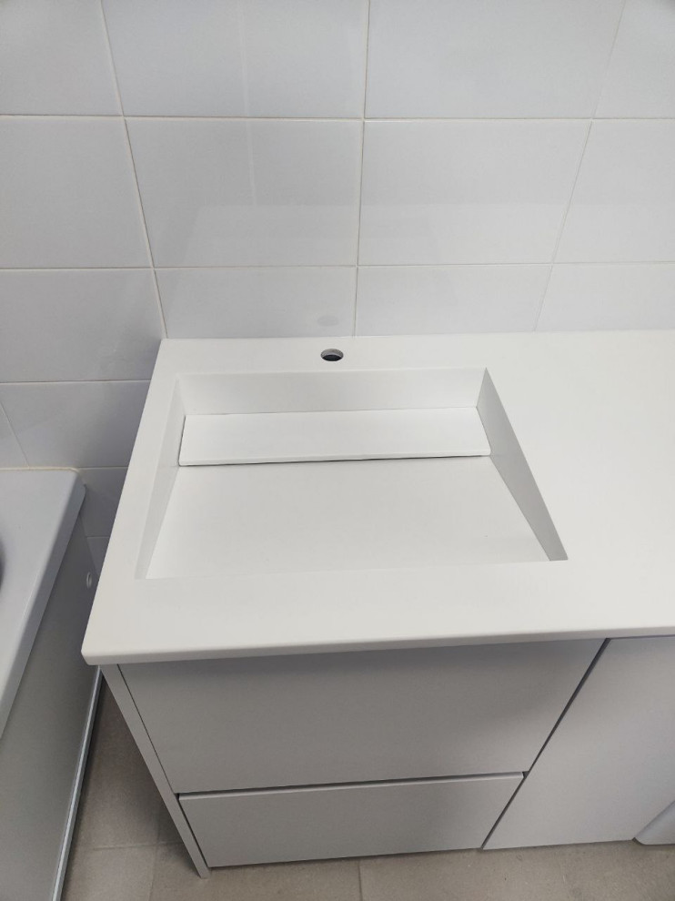 Столешница из акрилового камня в ванную комнату