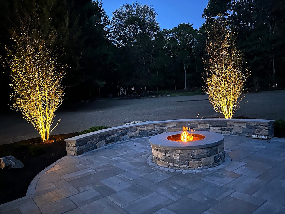 Family Time in Tiverton-Pool and Landscape Makeover