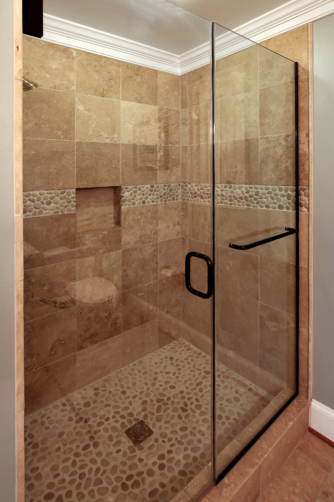 Inspiration for a mid-sized craftsman 3/4 beige tile and stone tile marble floor corner shower remodel in DC Metro with blue walls