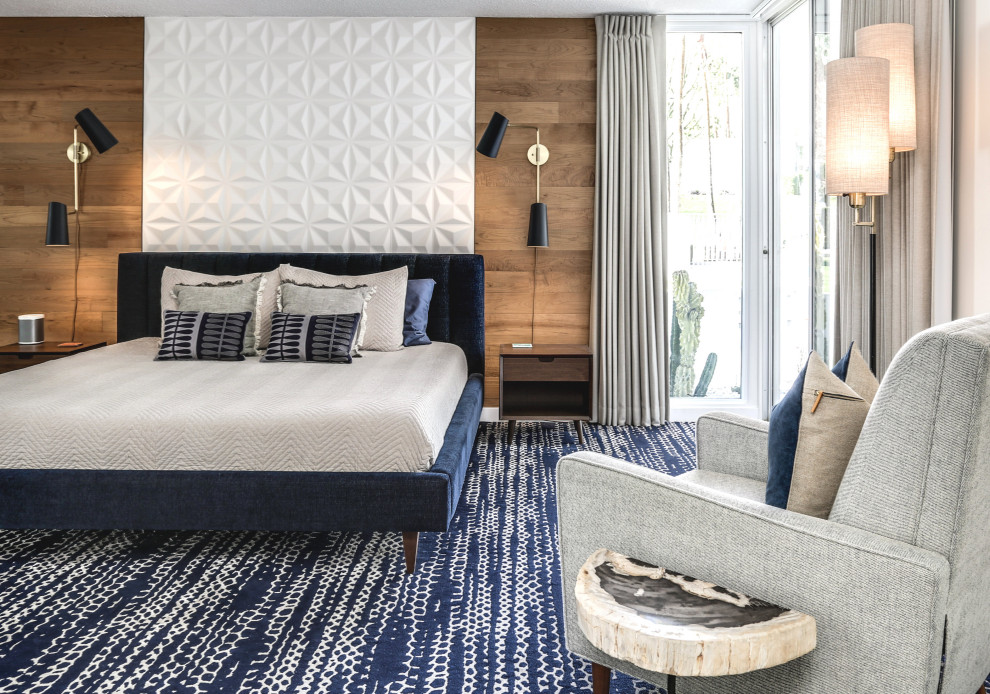 Идея дизайна: хозяйская спальня среднего размера в стиле ретро с белыми стенами, ковровым покрытием, синим полом и деревянными стенами без камина