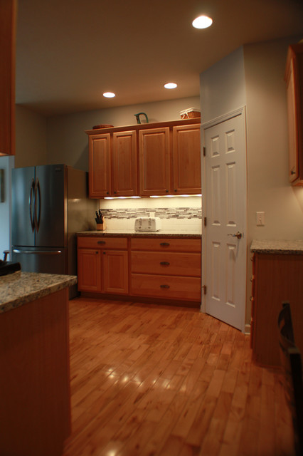 Kitchen Remodel modern-kueche