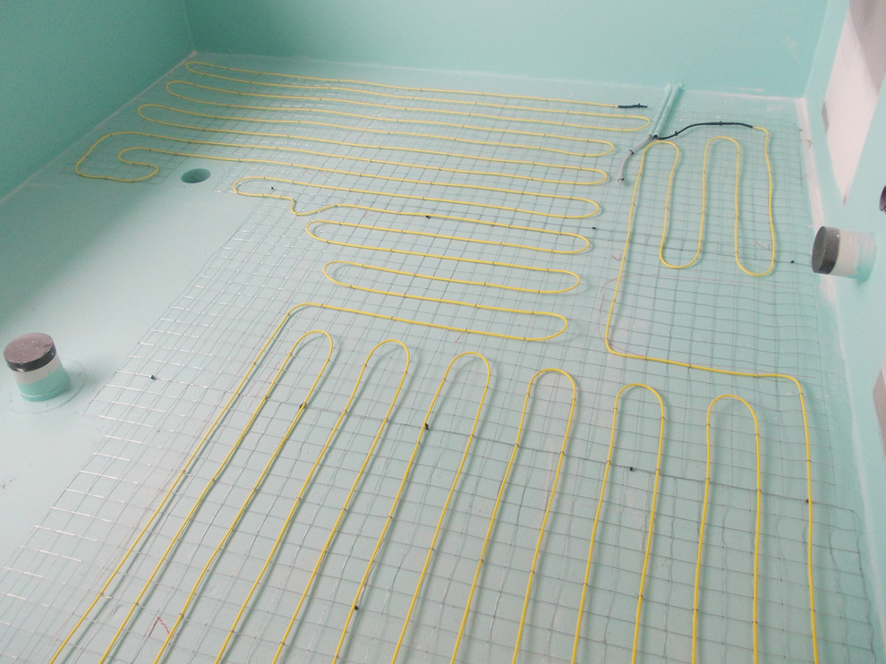 Contemporary bathroom in Sydney.