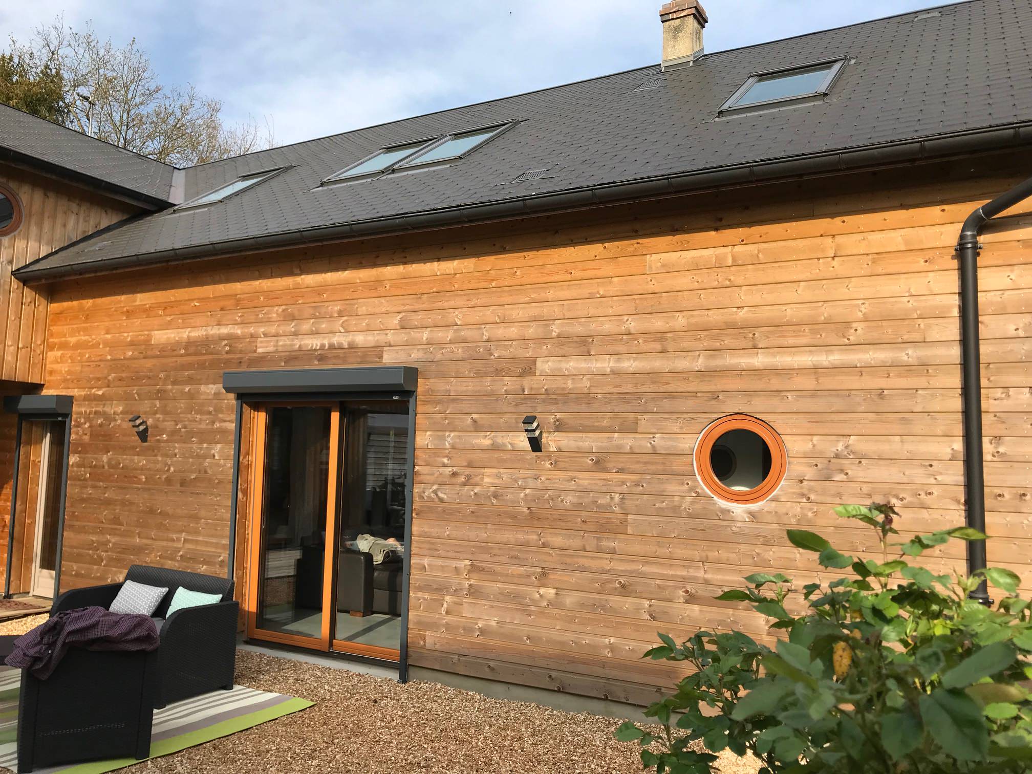 Extension et surélévation d'une maison individuelle - SP 80 m²