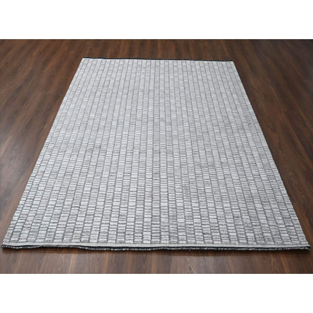 Gray and Black Hand Loomed Wool and Silk Modern Roman Design Rug, 7'10 ...