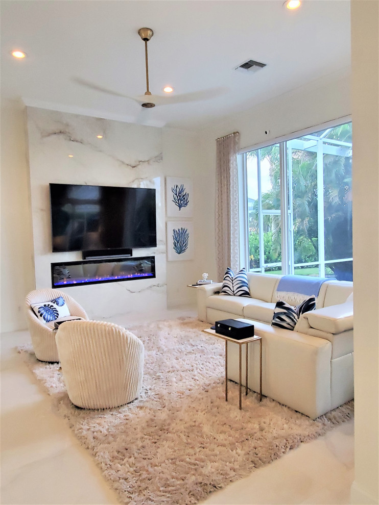 Modern Coastal Living Room Beach Style Living Room by Sunny