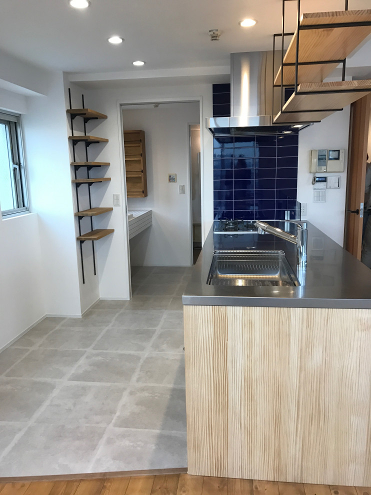 東京23区にあるおしゃれなキッチンの写真