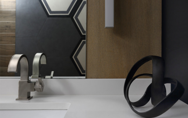 Sleek Industrial Powder Room minimalistisch-gaestetoilette