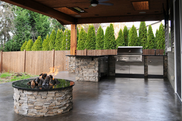 Covered Patio & Firepit - Craftsman - Patio - Seattle - by ...