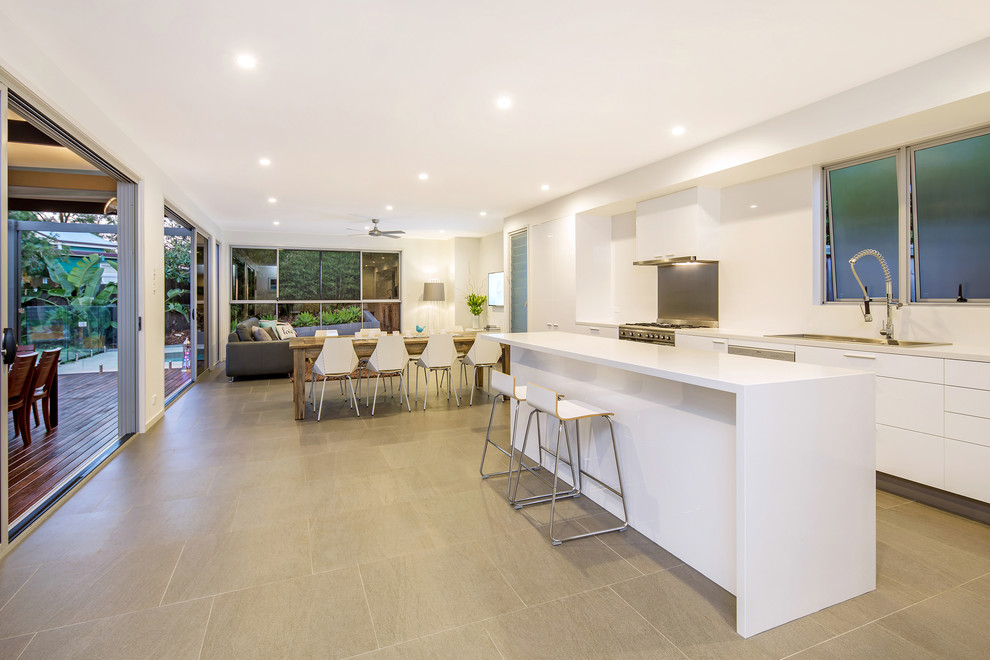 Inspiration for a large modern kitchen in Brisbane with ceramic floors.