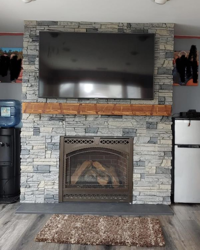TV and Fireplace Design with Northern Slate Stacked Stone Living Room