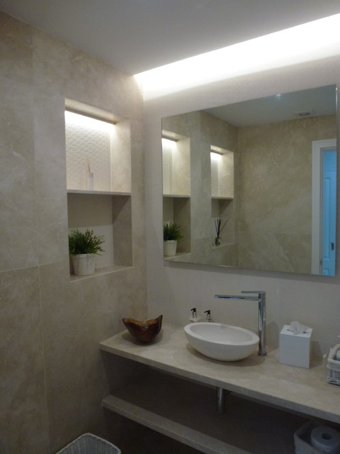 REFORMA BA&Ntilde;OS "BURB" modern-bathroom