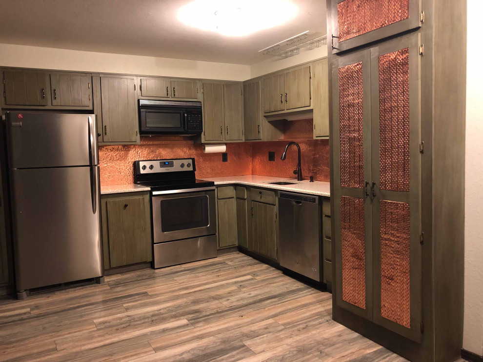 Kitchen - kitchen idea in Denver