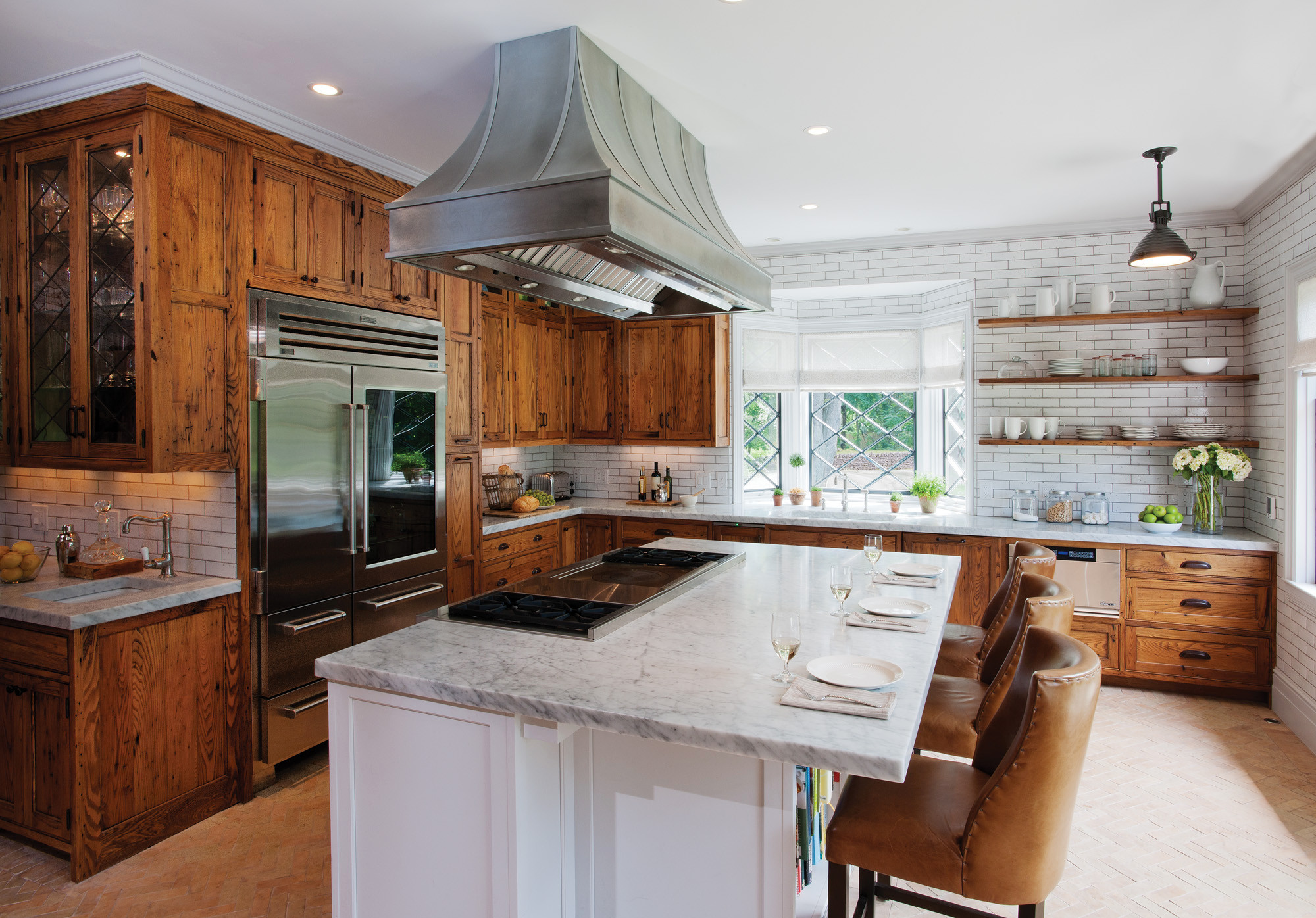 Kitchen of the Week: Chestnut and an Open Fire in Connecticut, image size:2000x1396