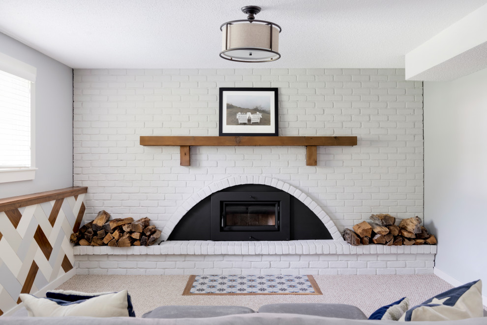 Example of a transitional basement design in Minneapolis