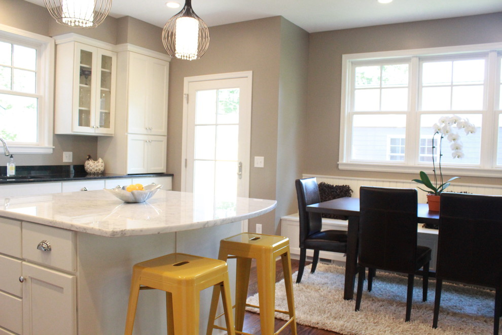Example of a transitional kitchen design in Minneapolis