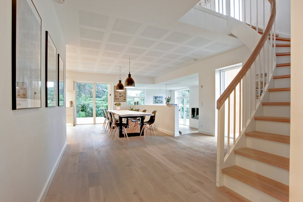 Design ideas for a scandinavian family room in Esbjerg.