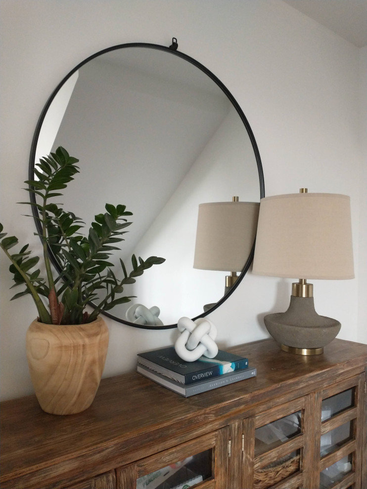 Home design - transitional home design idea in St Louis
