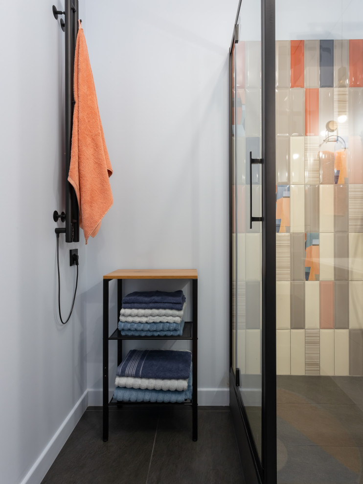 Малые м2 - не помеха комфорта. Смелый и яркий интерьер для молодой семьи